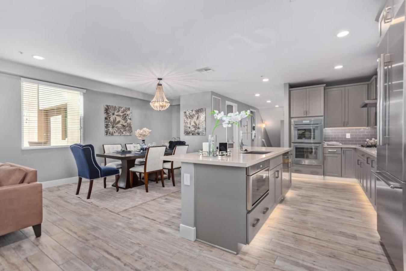 Miller Square 1005 Holiday home